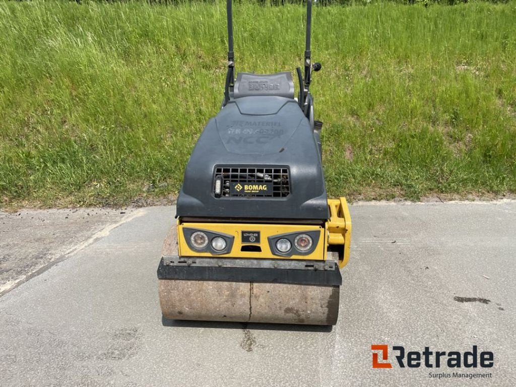 Tandemvibrationswalze Türe ait Bomag BW100SCC, Gebrauchtmaschine içinde Rødovre (resim 2)