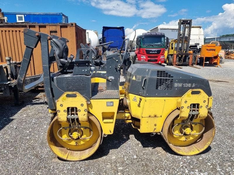 Tandemvibrationswalze tip Bomag BW138AD, Gebrauchtmaschine in Gabersdorf (Poză 13)