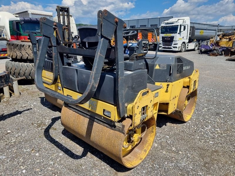 Tandemvibrationswalze du type Bomag BW138AD, Gebrauchtmaschine en Gabersdorf (Photo 5)