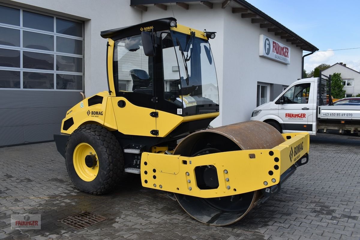 Tandemvibrationswalze Türe ait Bomag BW177D-5, Gebrauchtmaschine içinde Putzleinsdorf (resim 2)