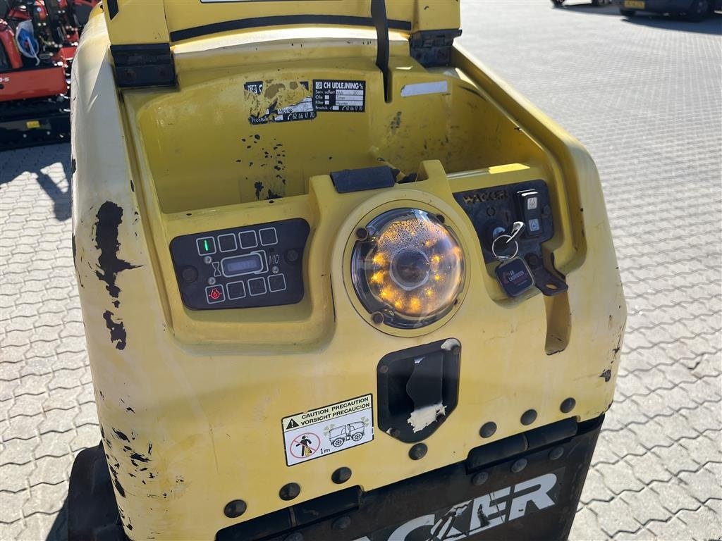 Tandemvibrationswalze του τύπου Wacker Neuson RT fjernstyret Råjordskompaktor, Gebrauchtmaschine σε Rønnede (Φωτογραφία 6)