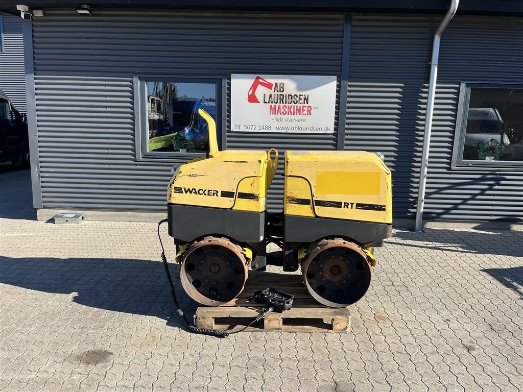 Tandemvibrationswalze του τύπου Wacker Neuson RT fjernstyret Råjordskompaktor, Gebrauchtmaschine σε Rønnede (Φωτογραφία 1)