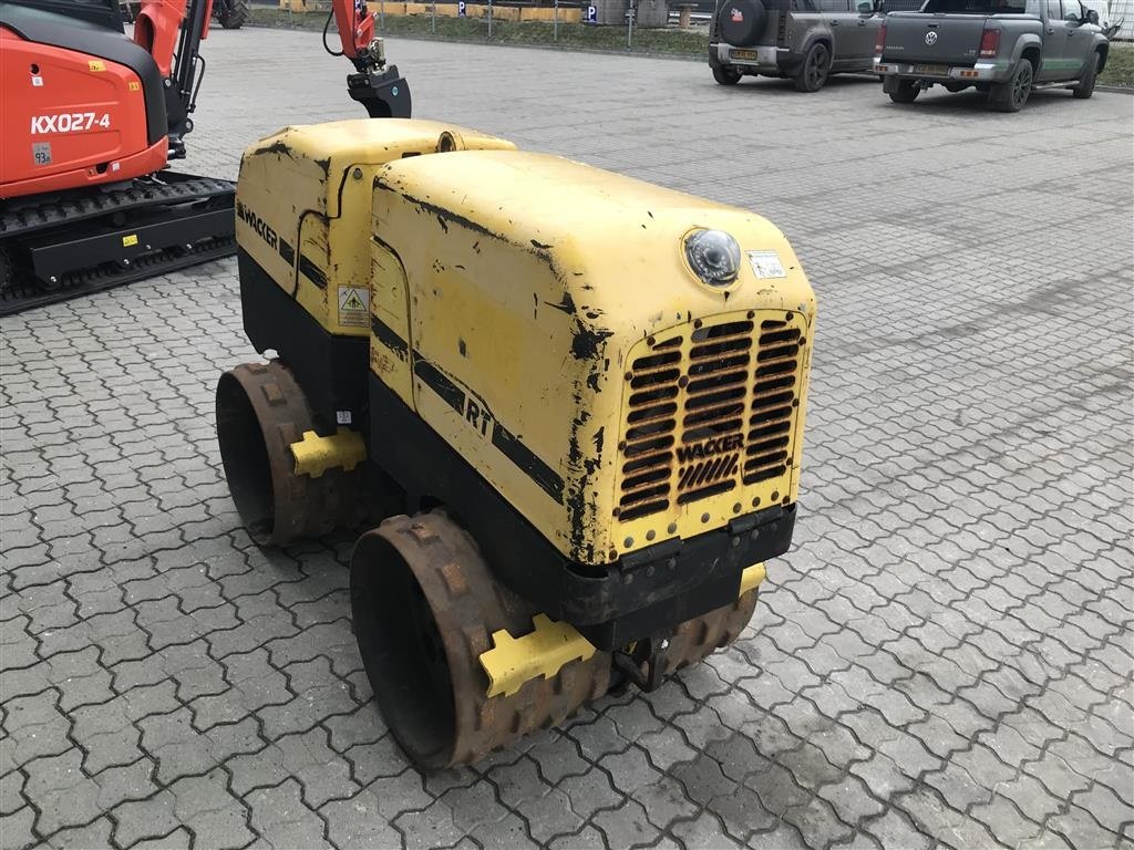 Tandemvibrationswalze van het type Wacker Neuson RT Fjernstyret Råjordskompaktor, Gebrauchtmaschine in Rønnede (Foto 4)