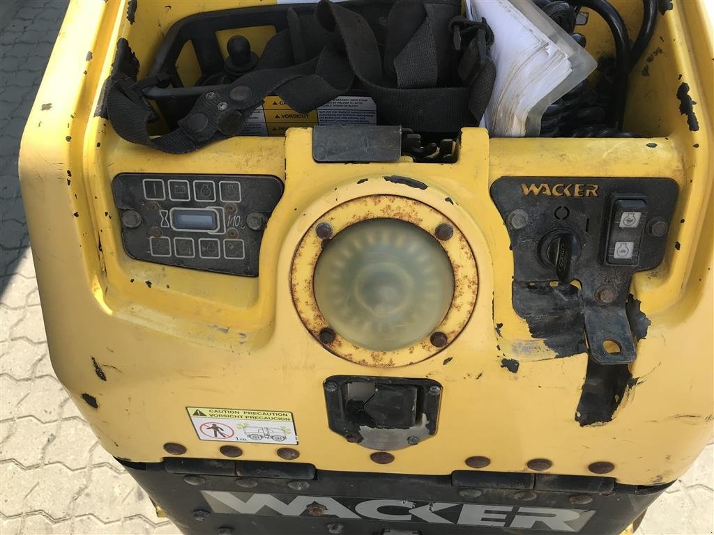 Tandemvibrationswalze του τύπου Wacker Neuson RT82 fjernbetjening, Gebrauchtmaschine σε Rønnede (Φωτογραφία 7)