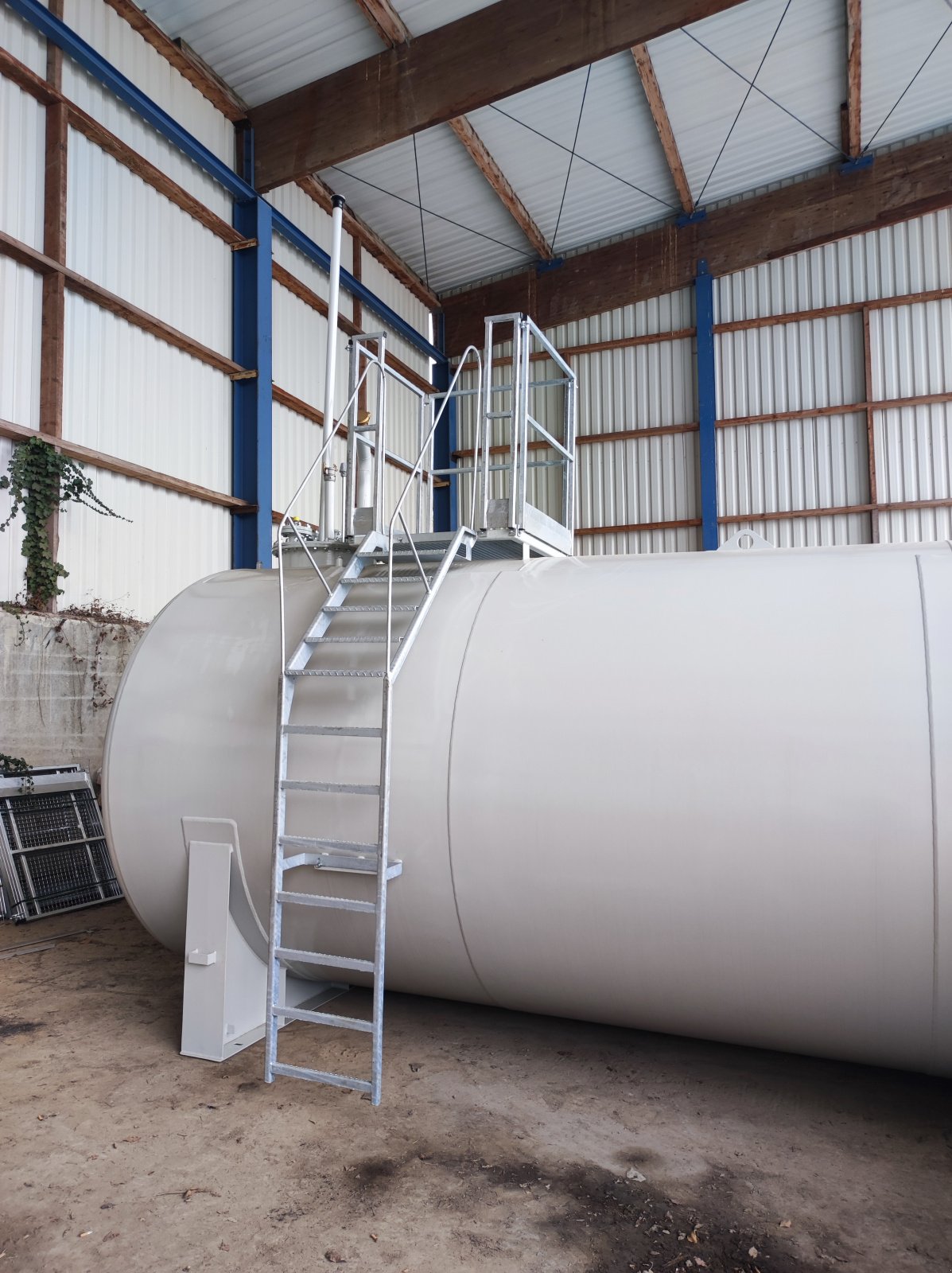 Tankanlage van het type Sonstige Heizöltank Dieseltank, Neumaschine in Warstein (Foto 3)