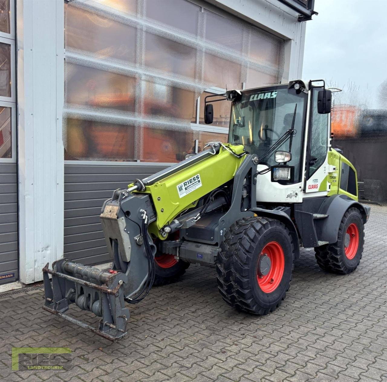 Teleradlader des Typs CLAAS TORION 738 T Sinus, Neumaschine in Homberg (Ohm) - Maulbach (Bild 11)