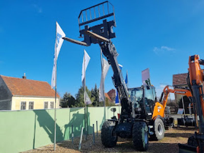 Teleradlader van het type Develon DL80TL-7, Gebrauchtmaschine in Stankov (Foto 1)