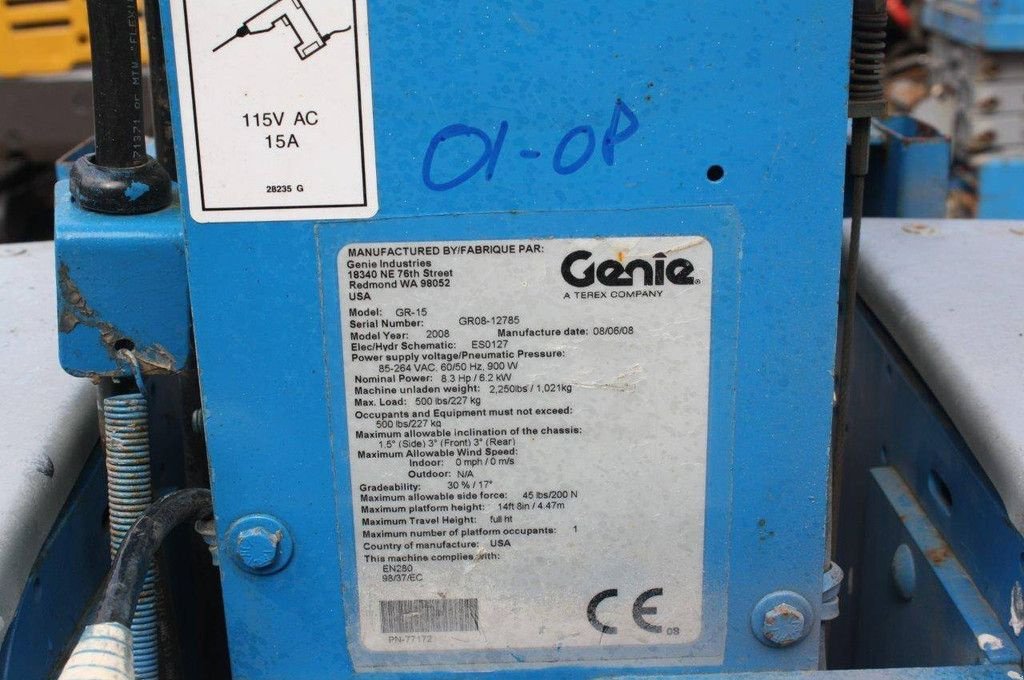 Teleskoparbeitsbühne tip Genie GR-15, Gebrauchtmaschine in Antwerpen (Poză 5)