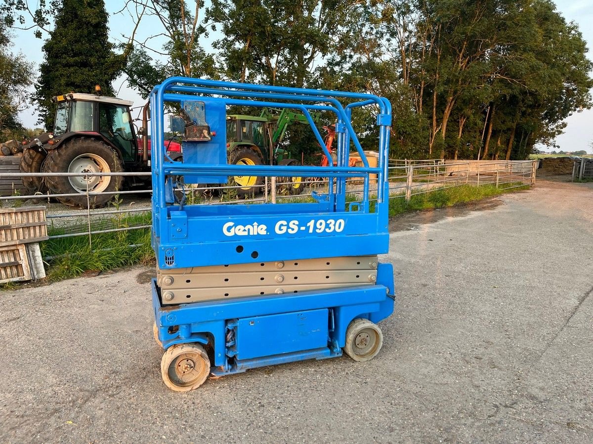 Teleskoparbeitsbühne des Typs Genie GS-1930, Gebrauchtmaschine in Zoeterwoude (Bild 1)