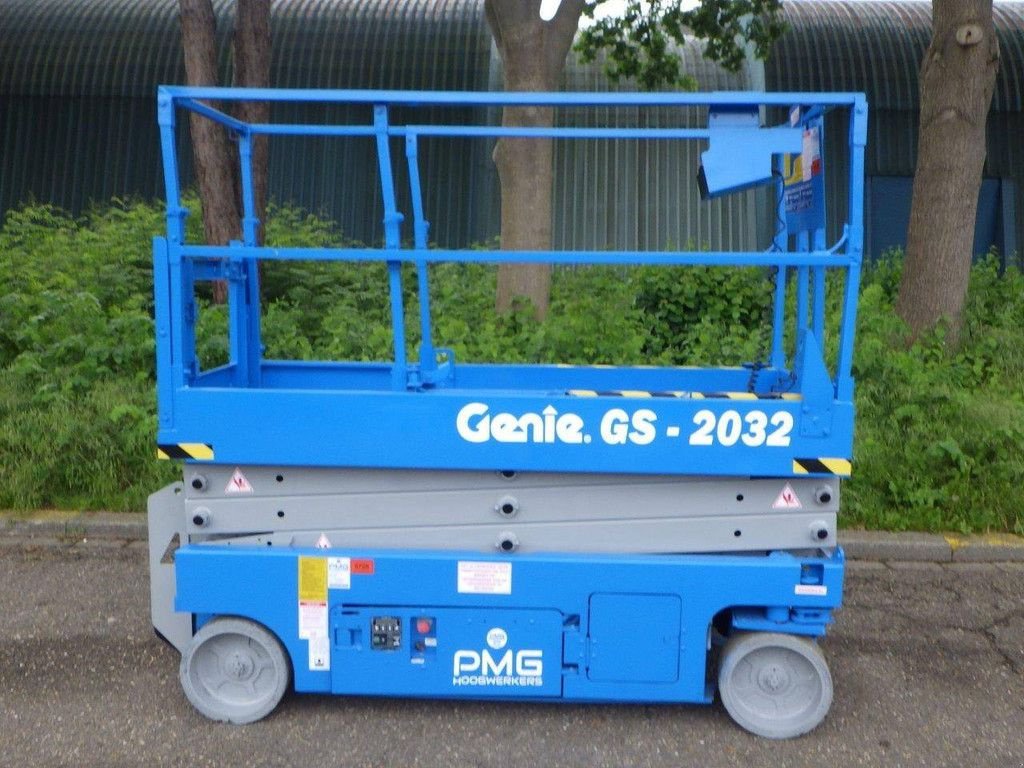 Teleskoparbeitsbühne des Typs Genie GS-2032, Gebrauchtmaschine in Antwerpen (Bild 1)