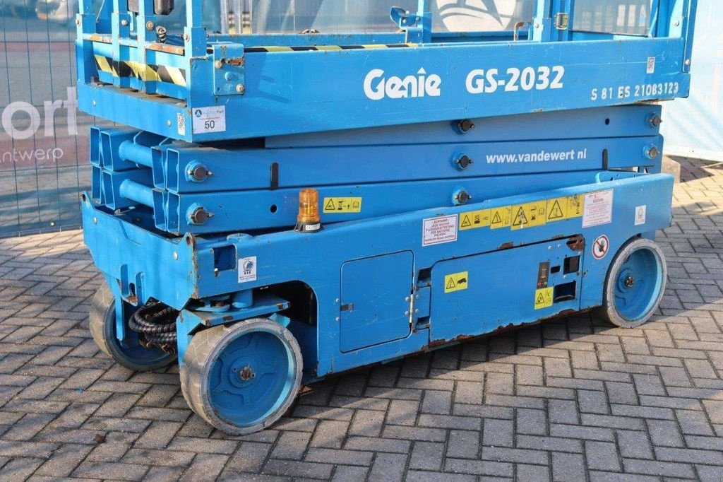 Teleskoparbeitsbühne des Typs Genie GS-2032, Gebrauchtmaschine in Antwerpen (Bild 10)