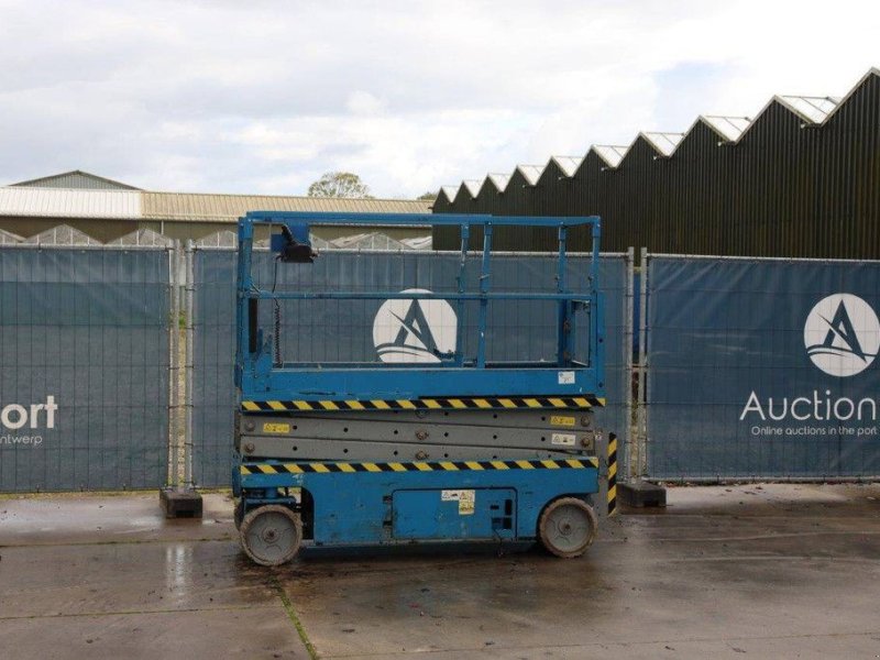 Teleskoparbeitsbühne des Typs Genie GS-2032, Gebrauchtmaschine in Antwerpen (Bild 1)