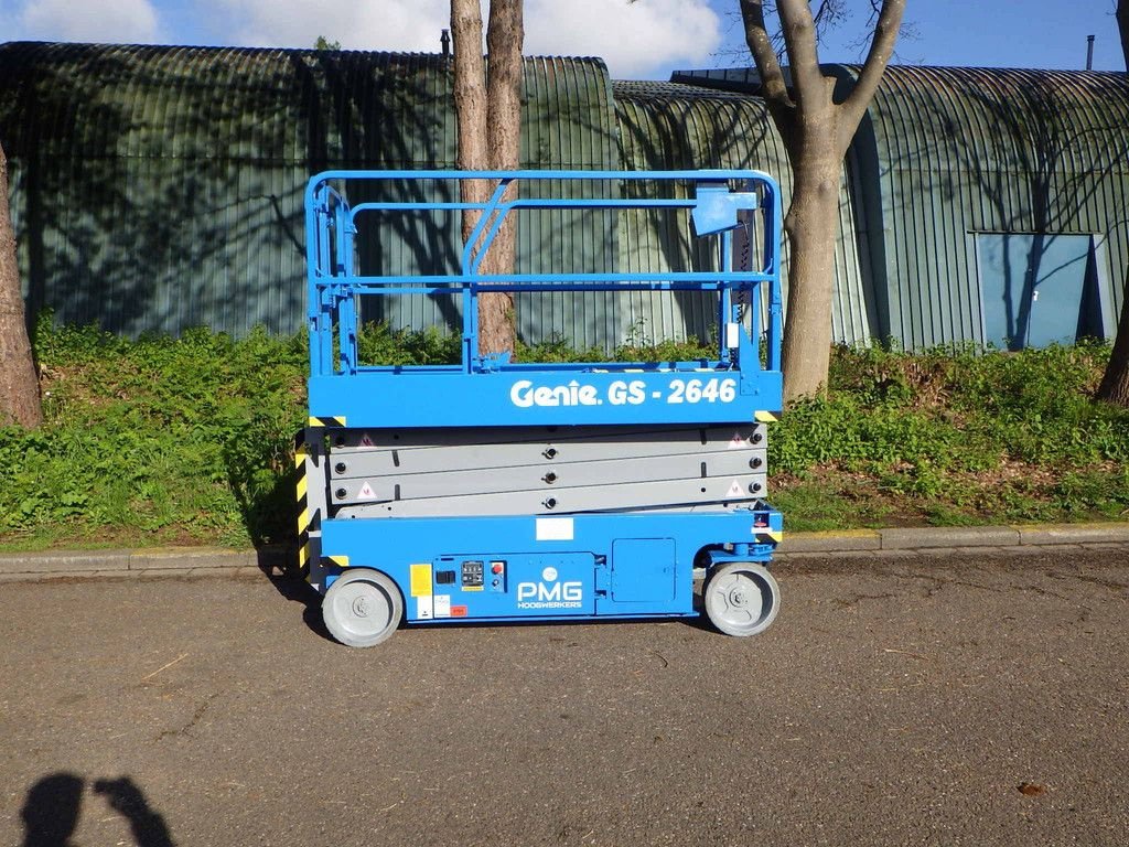 Teleskoparbeitsbühne Türe ait Genie GS-2646, Neumaschine içinde Antwerpen (resim 2)