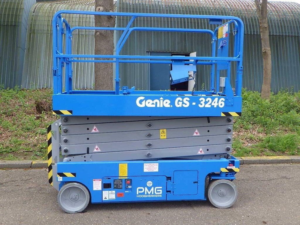 Teleskoparbeitsbühne za tip Genie GS-3246, Gebrauchtmaschine u Antwerpen (Slika 1)