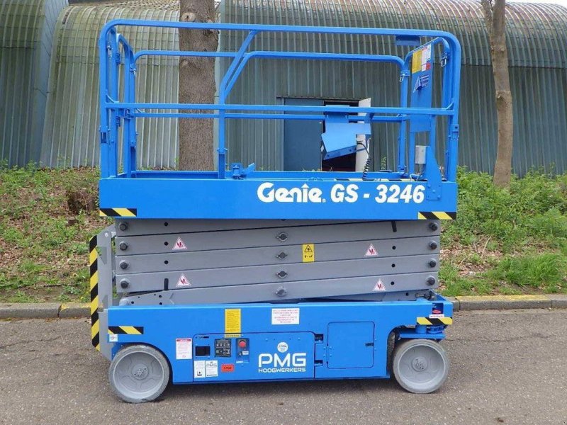 Teleskoparbeitsbühne des Typs Genie GS-3246, Gebrauchtmaschine in Antwerpen (Bild 1)