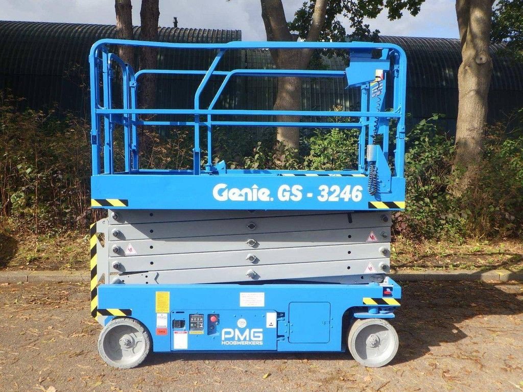 Teleskoparbeitsbühne van het type Genie GS-3246, Gebrauchtmaschine in Antwerpen (Foto 1)