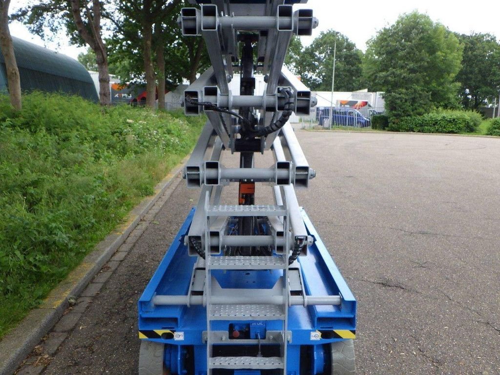 Teleskoparbeitsbühne del tipo Genie GS-4047, Gebrauchtmaschine en Antwerpen (Imagen 9)