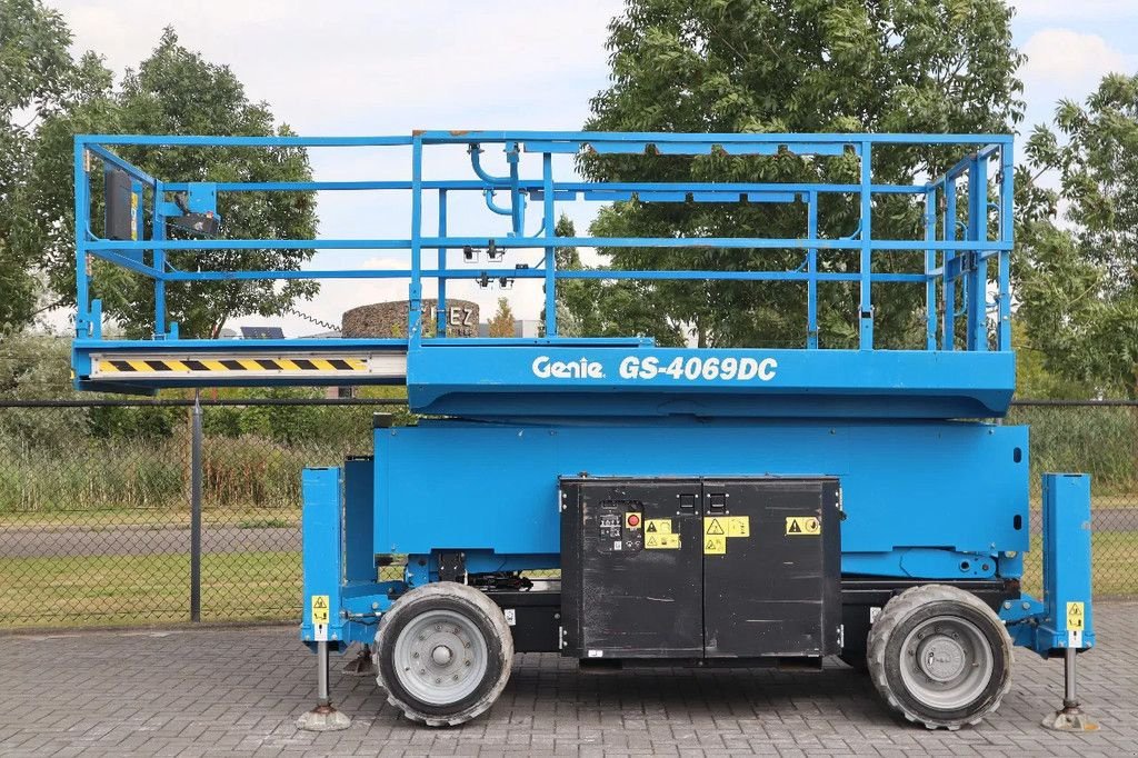 Teleskoparbeitsbühne du type Genie GS-4069 DC 14.3 METER 363 KG, Gebrauchtmaschine en Marknesse (Photo 4)