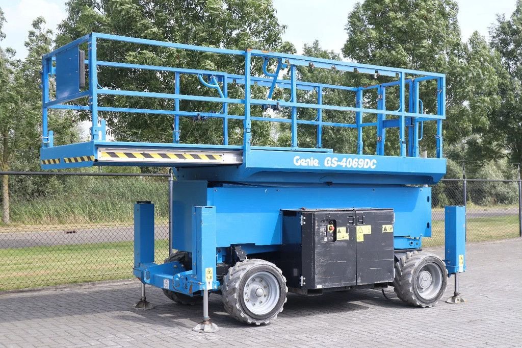 Teleskoparbeitsbühne des Typs Genie GS-4069 DC 14.3 METER 363 KG, Gebrauchtmaschine in Marknesse (Bild 5)