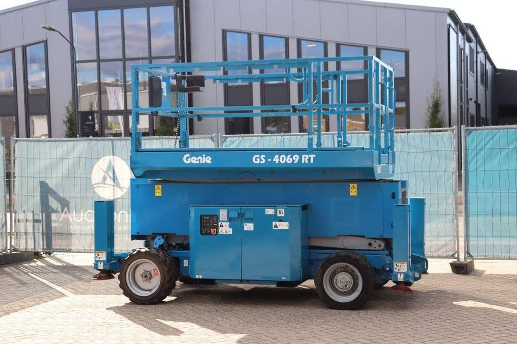 Teleskoparbeitsbühne des Typs Genie GS-4069RT, Gebrauchtmaschine in Antwerpen (Bild 3)