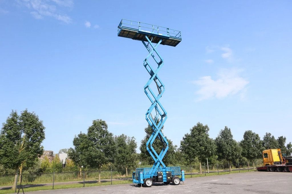 Teleskoparbeitsbühne typu Genie GS-5390 RT 18 METER 680 KG 220V, Gebrauchtmaschine w Marknesse (Zdjęcie 10)