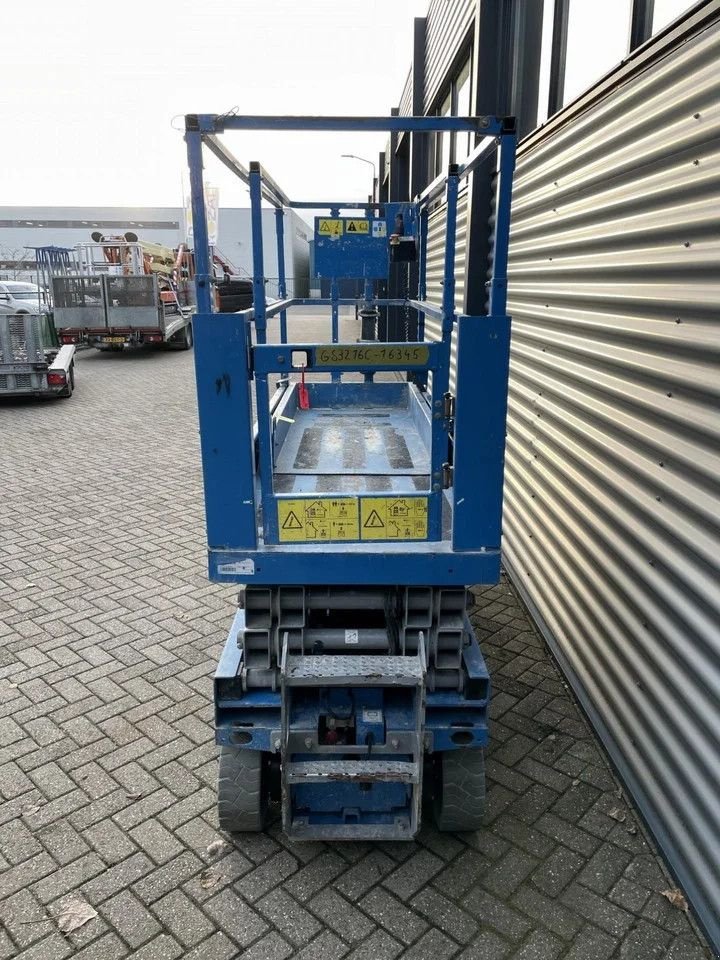 Teleskoparbeitsbühne du type Genie GS2032 Hoogwerker Schaarhoogwerker, Gebrauchtmaschine en Hedel (Photo 3)