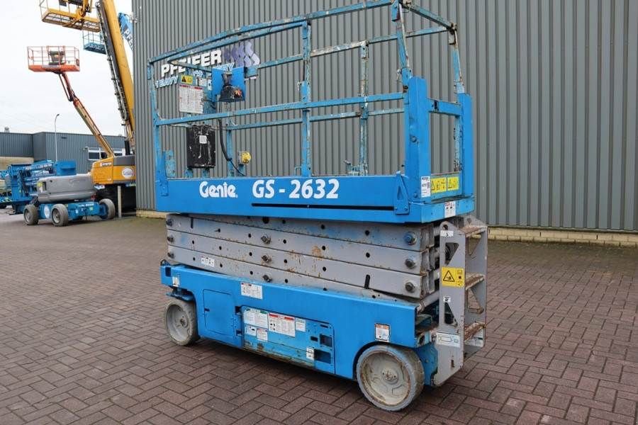 Teleskoparbeitsbühne tipa Genie GS2632 Electric, Working Height 10m, 227kg Capacit, Gebrauchtmaschine u Groenlo (Slika 9)