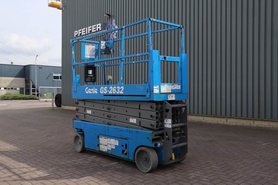 Teleskoparbeitsbühne Türe ait Genie GS2632 Electric, Working Height 10m, 227kg Capacit, Gebrauchtmaschine içinde Groenlo (resim 4)