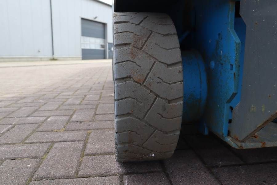 Teleskoparbeitsbühne van het type Genie GS2632 Electric, Working Height 10m, 227kg Capacit, Gebrauchtmaschine in Groenlo (Foto 7)