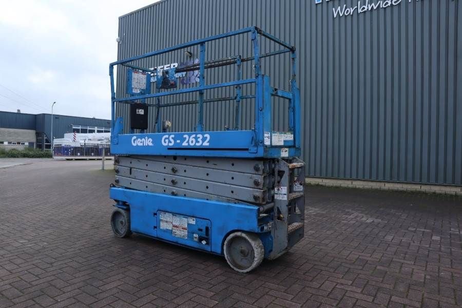 Teleskoparbeitsbühne van het type Genie GS2632 Electric, Working Height 10m, 227kg Capacit, Gebrauchtmaschine in Groenlo (Foto 11)