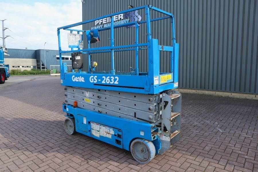 Teleskoparbeitsbühne Türe ait Genie GS2632 Electric, Working Height 10m, 227kg Capacit, Gebrauchtmaschine içinde Groenlo (resim 4)