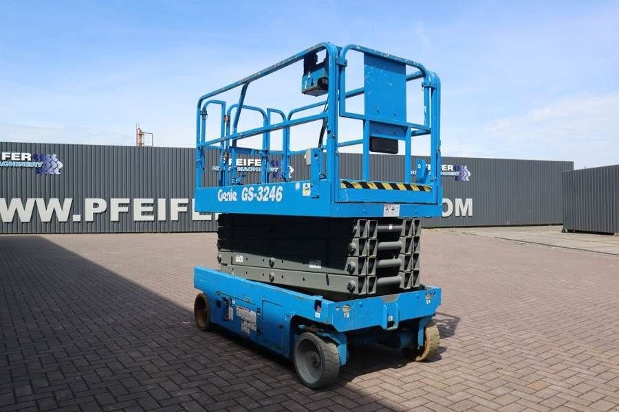 Teleskoparbeitsbühne za tip Genie GS3246 Electric, Working Height 11.75 m, 318kg Cap, Gebrauchtmaschine u Groenlo (Slika 9)