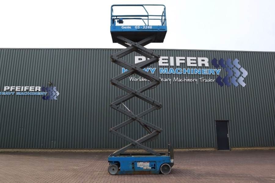 Teleskoparbeitsbühne tipa Genie GS3246 Electric, Working Height 11.75 m, 318kg Cap, Gebrauchtmaschine u Groenlo (Slika 3)