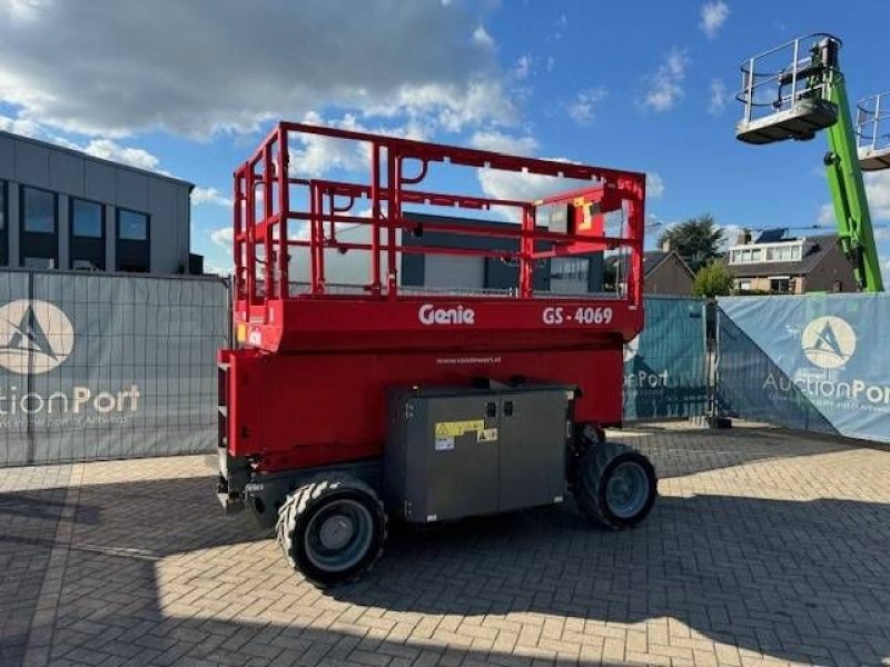 Teleskoparbeitsbühne des Typs Genie GS4069, Gebrauchtmaschine in Antwerpen (Bild 2)