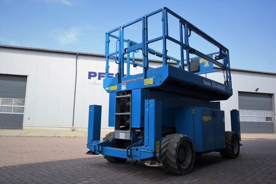 Teleskoparbeitsbühne du type Genie GS4069DC Electric, 14m Working Height, 363kg Capac, Gebrauchtmaschine en Groenlo (Photo 2)