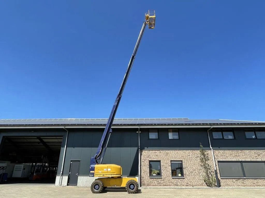 Teleskoparbeitsbühne des Typs Genie S-60 Deutz Diesel 4 x 4 Telescoophoogwerker 17.6 meter werkhoogt, Gebrauchtmaschine in VEEN (Bild 1)