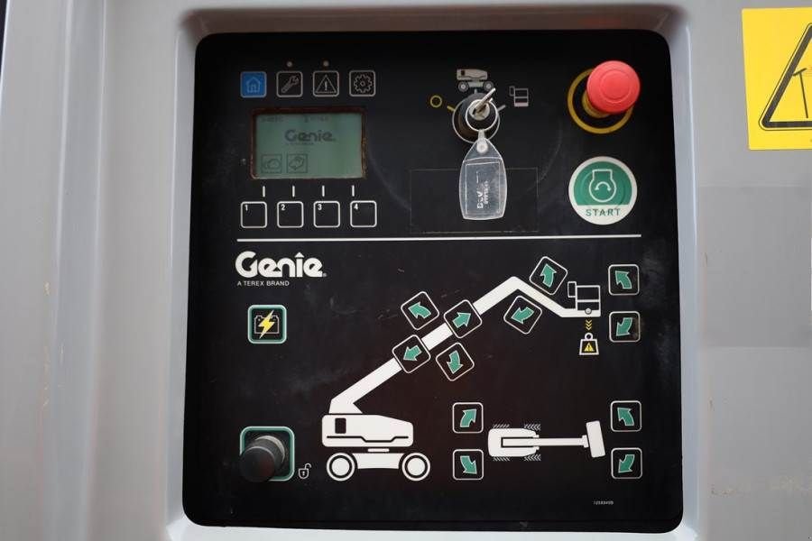 Teleskoparbeitsbühne del tipo Genie S-85XC Valid inspection, *Guarantee! Diesel, 4x4 D, Gebrauchtmaschine In Groenlo (Immagine 5)