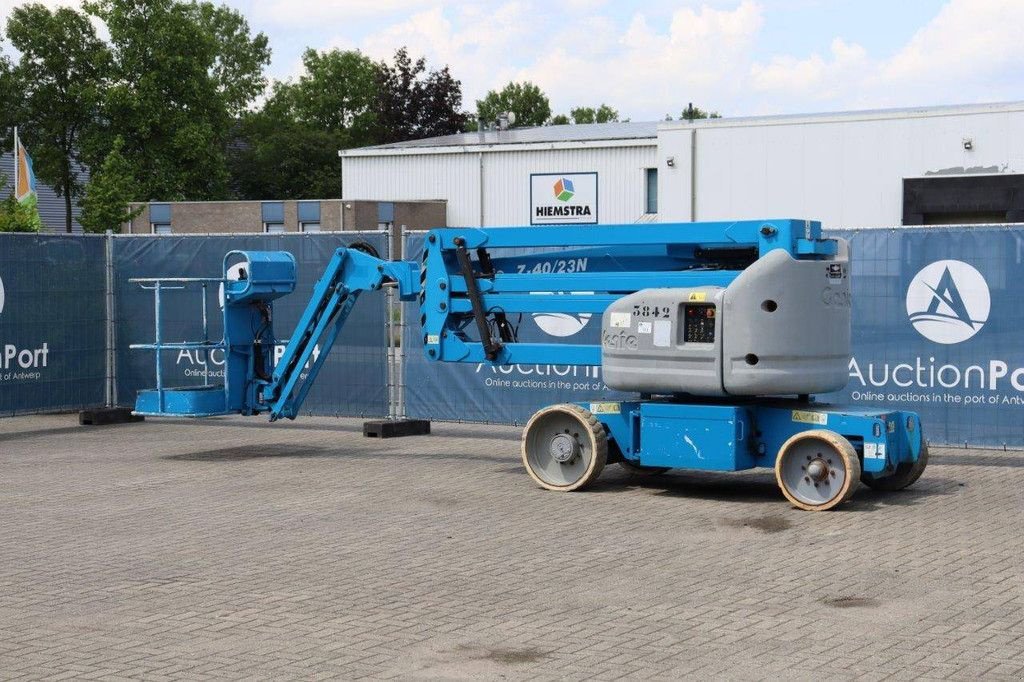 Teleskoparbeitsbühne del tipo Genie Z-40/23N, Gebrauchtmaschine en Antwerpen (Imagen 3)