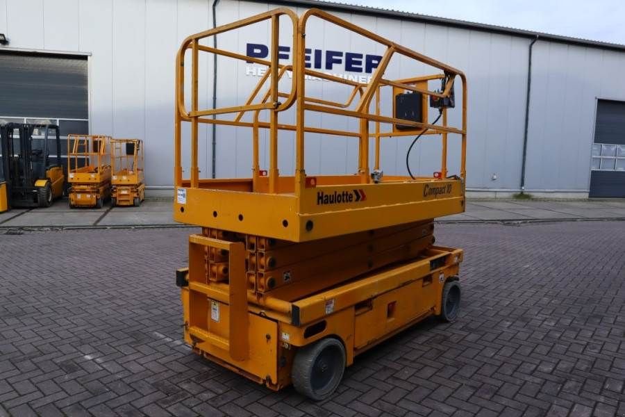 Teleskoparbeitsbühne от тип Haulotte Compact 10 Electric, 10m Working Height, 450kg Cap, Gebrauchtmaschine в Groenlo (Снимка 2)