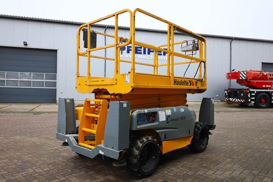 Teleskoparbeitsbühne del tipo Haulotte Compact 12DX Diesel, 4x4 Drive, 12m Working Height, Gebrauchtmaschine In Groenlo (Immagine 3)