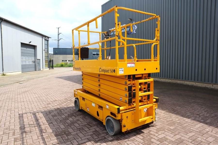 Teleskoparbeitsbühne tipa Haulotte Compact 14 Electric, 14m Working Height, 350kg Cap, Gebrauchtmaschine u Groenlo (Slika 11)