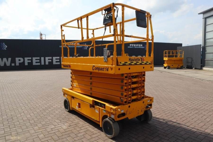 Teleskoparbeitsbühne del tipo Haulotte Compact 14 Electric, 14m Working Height, 350kg Cap, Gebrauchtmaschine en Groenlo (Imagen 8)