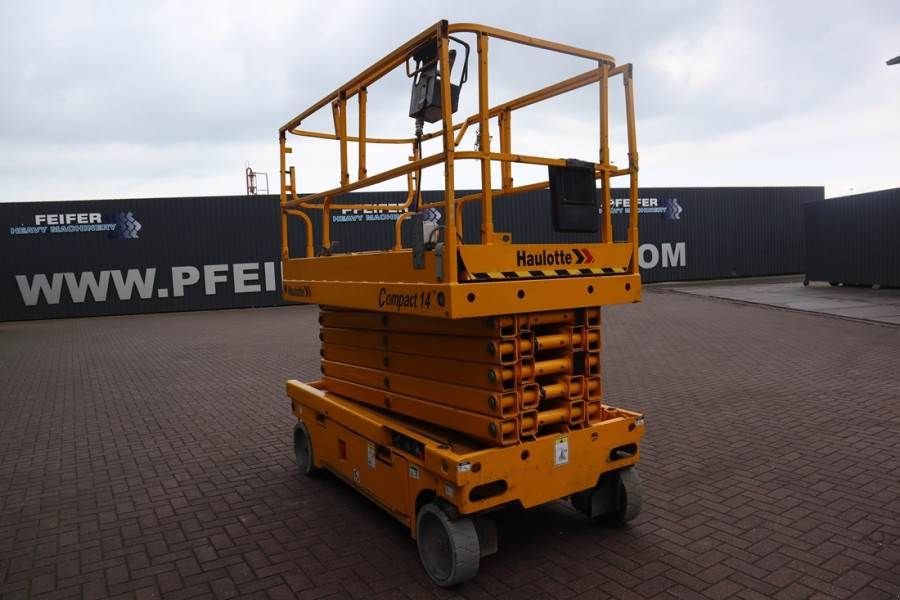 Teleskoparbeitsbühne van het type Haulotte Compact 14 Electric, 4x2 Drive, 14m Working Height, Gebrauchtmaschine in Groenlo (Foto 2)