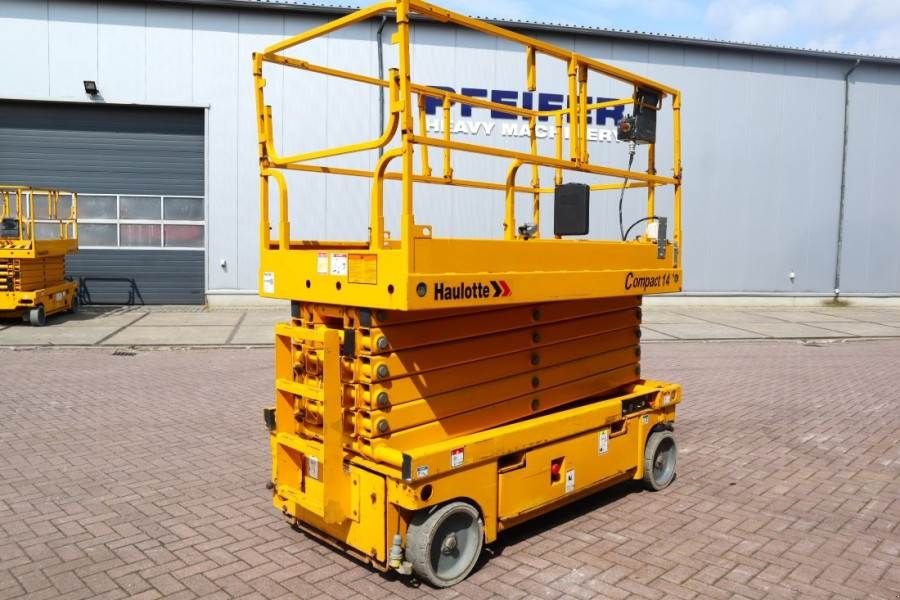 Teleskoparbeitsbühne del tipo Haulotte Compact 14 Electric, 4x2 Drive, 14m Working Height, Gebrauchtmaschine en Groenlo (Imagen 3)