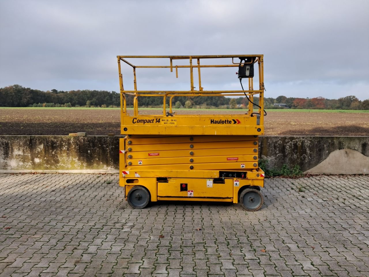 Teleskoparbeitsbühne del tipo Haulotte Compact 14, Gebrauchtmaschine en Haaksbergen (Imagen 11)