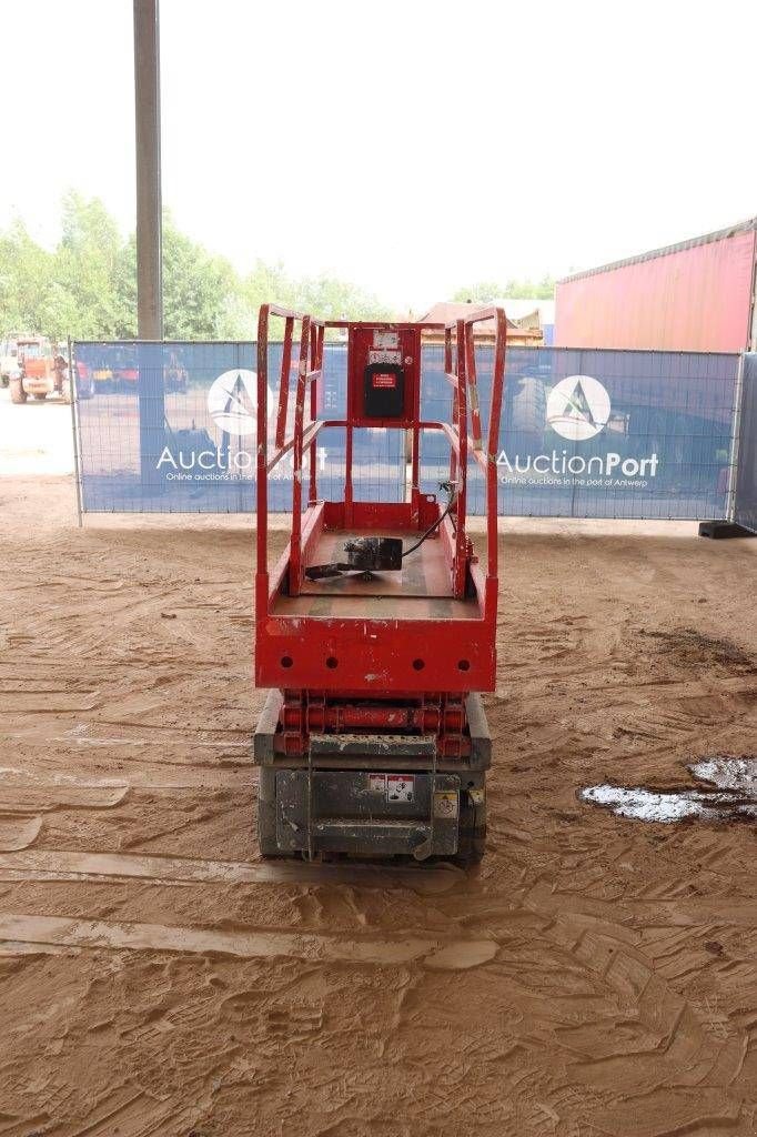 Teleskoparbeitsbühne des Typs Haulotte Compact 8, Gebrauchtmaschine in Antwerpen (Bild 4)