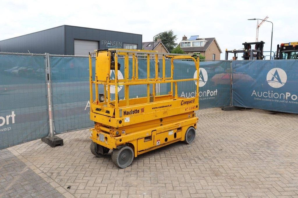 Teleskoparbeitsbühne van het type Haulotte Compact 8, Gebrauchtmaschine in Antwerpen (Foto 9)