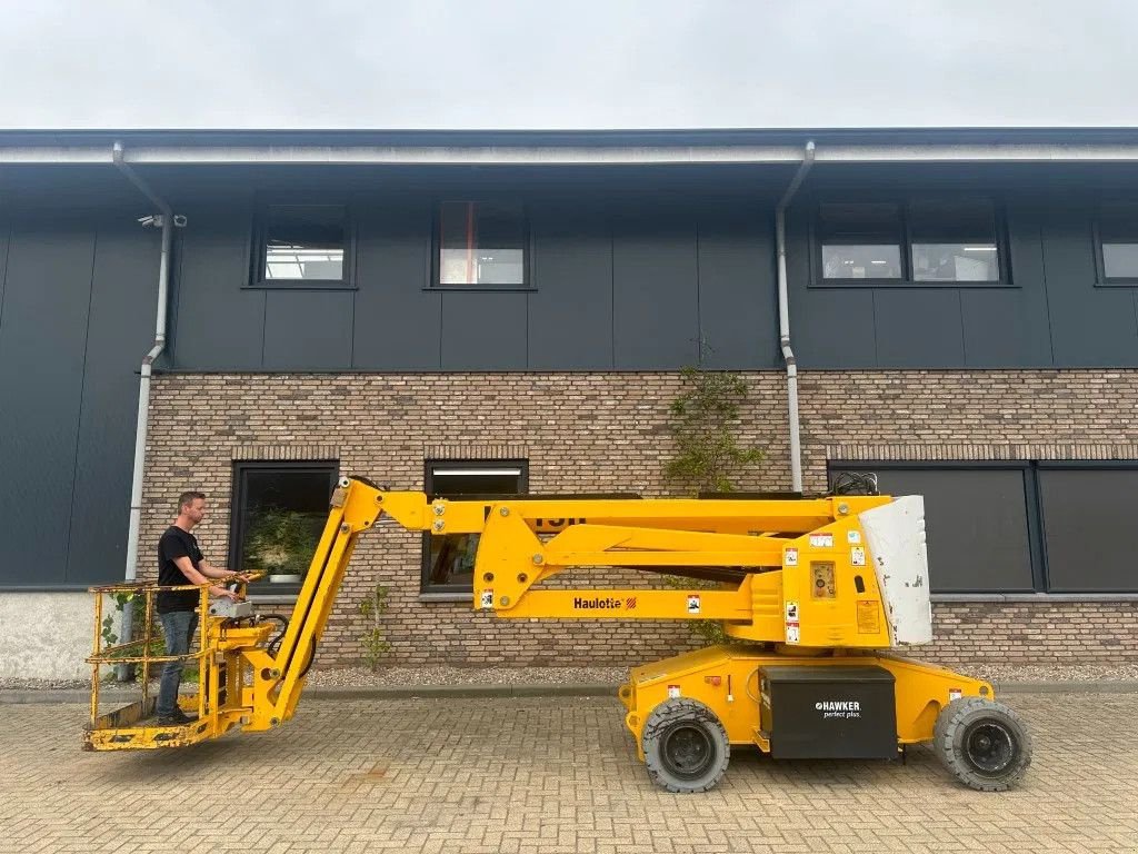 Teleskoparbeitsbühne van het type Haulotte HA15IP 15 meter werkhoogte Knikarm Elektra Hoogwerker as New ! A, Gebrauchtmaschine in VEEN (Foto 1)