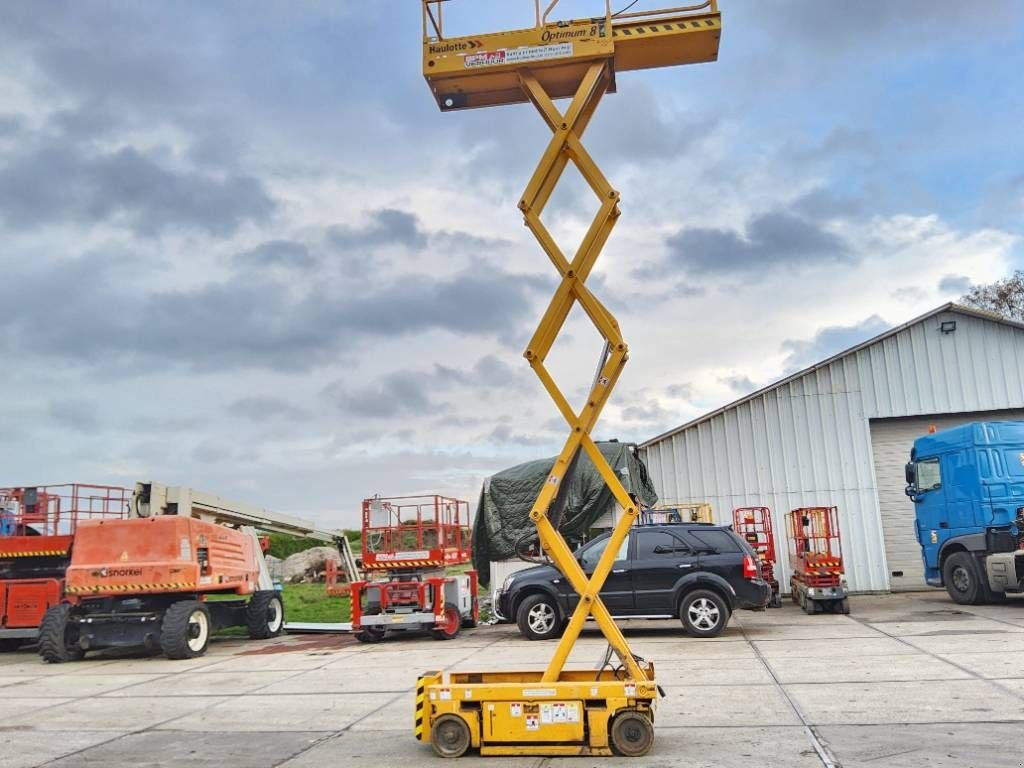 Teleskoparbeitsbühne van het type Haulotte Optimum 8 elektro schaarlift schaarhoogwerker 8m, Gebrauchtmaschine in Hooge mierde (Foto 10)