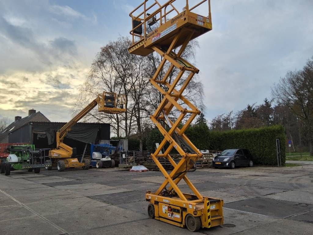 Teleskoparbeitsbühne van het type Haulotte Optimum 8 elektro schaarlift schaarhoogwerker 8m, Gebrauchtmaschine in Hooge mierde (Foto 9)